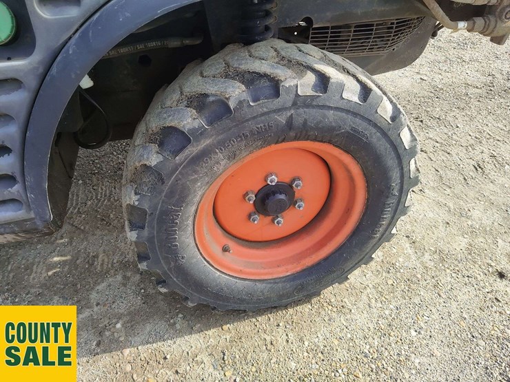 2011-bobcat-toolcat-5600-image-23