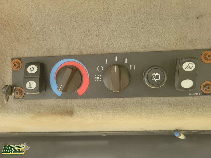 2007-caterpillar-627g-image-32