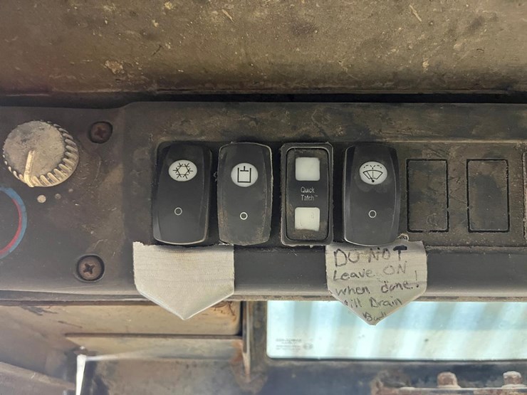 deere-ct322-image-25