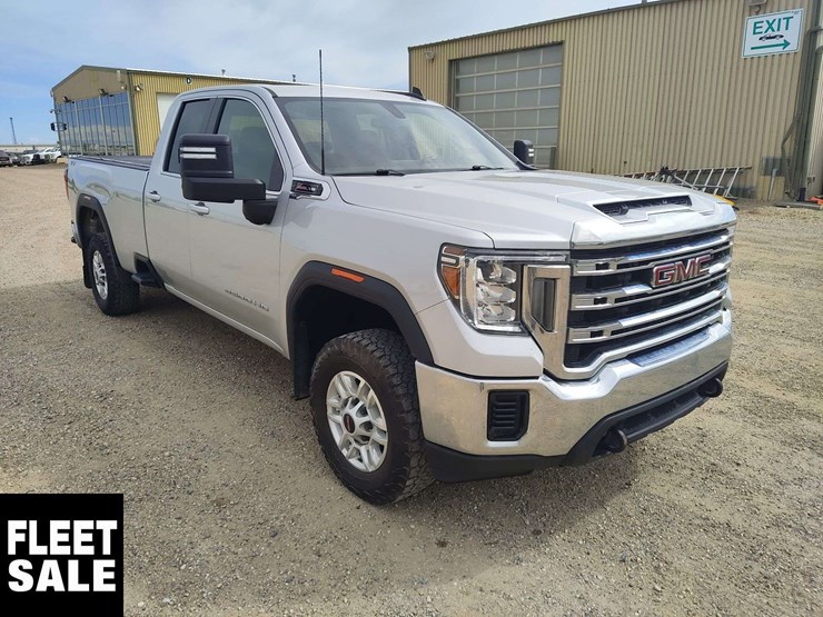 2021-gmc-sierra-2500hd-image-2