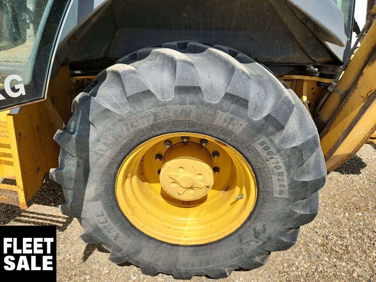 2007-deere-410j-image-14