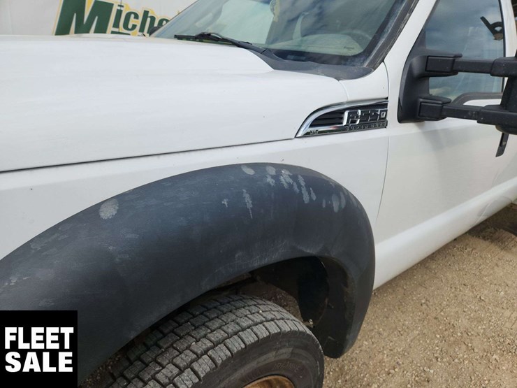 2016-ford-f550-image-42