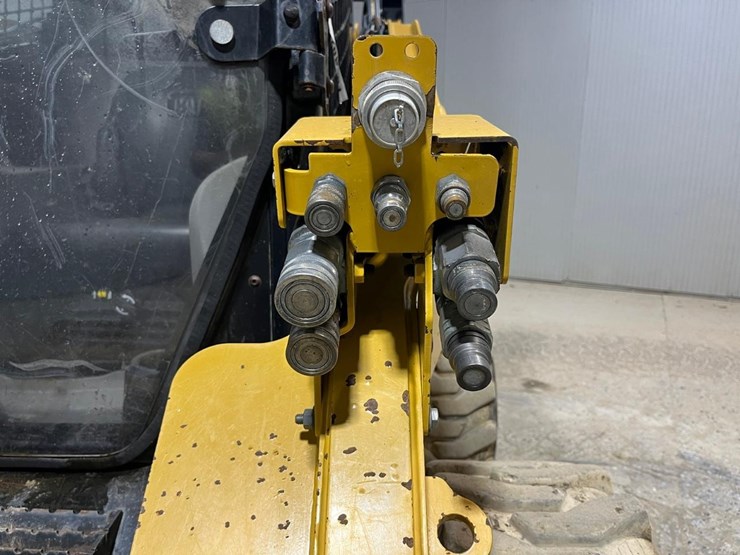 caterpillar-262c-image-11