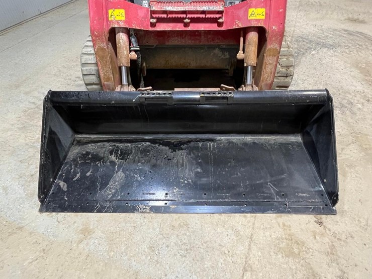 takeuchi-tl12v2-image-9