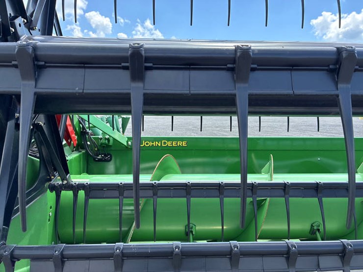 2016-john-deere-630f-image-46