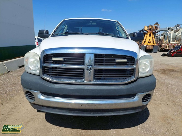 2009-dodge-ram-2500-image-16