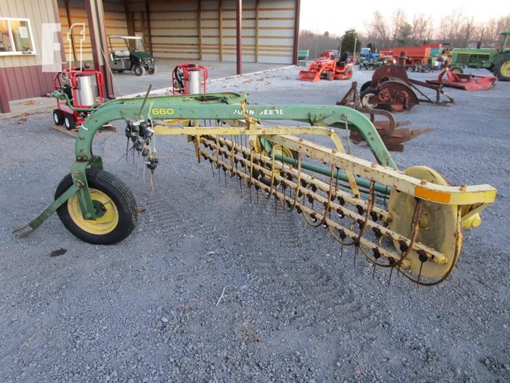 john-deere-660-image-1