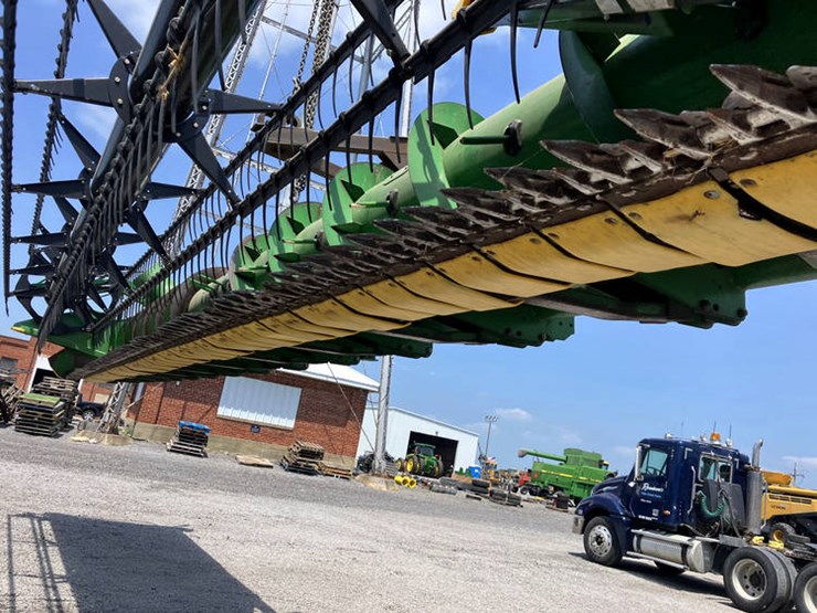 2009-john-deere-630f-image-18