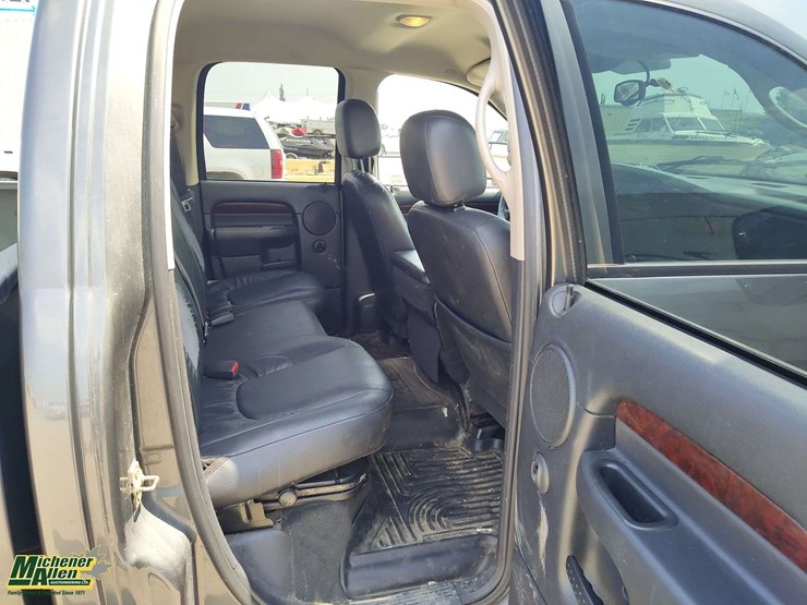 2003-dodge-ram-2500-image-13