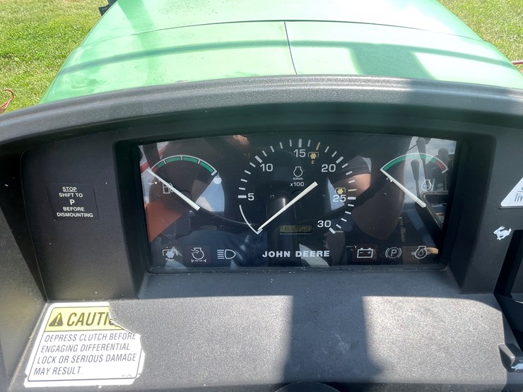john-deere-5220-image-24