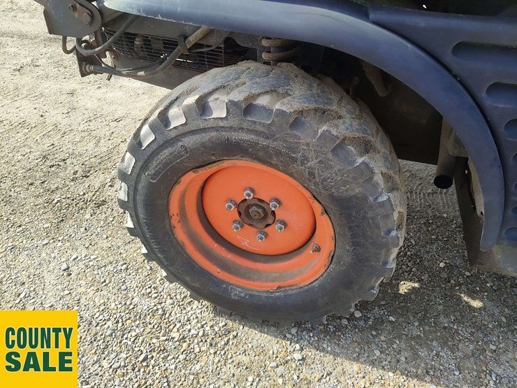 2011-bobcat-toolcat-5600-image-25
