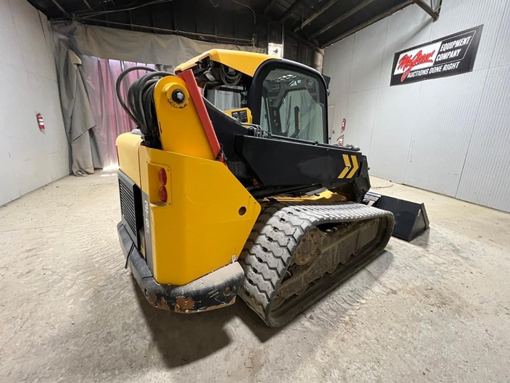 2018-jcb-3ts-8t-image-5
