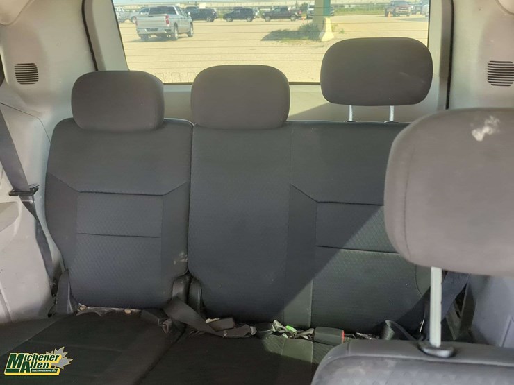 2010-dodge-grand-caravan-se-image-14