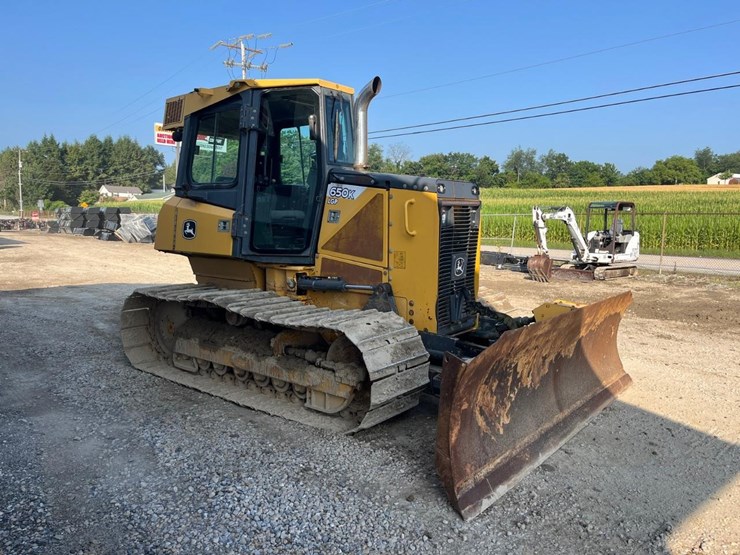 2015-deere-650k-lgp-image-7