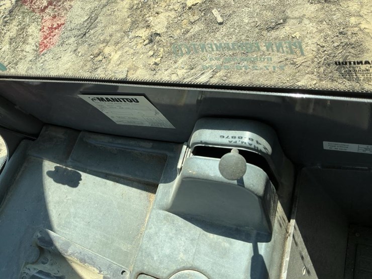 2016-manitou-mlt840-115-ps-image-61