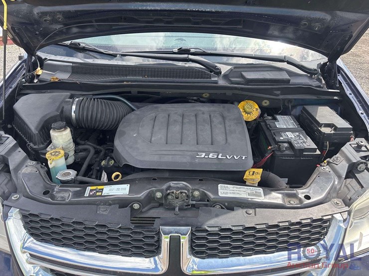 2017-dodge-grand-caravan-se-image-13