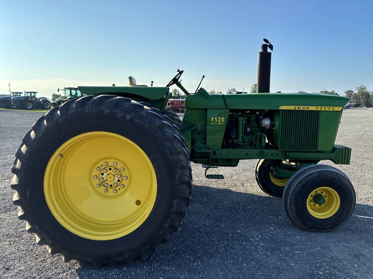 1969-john-deere-4520-image-3