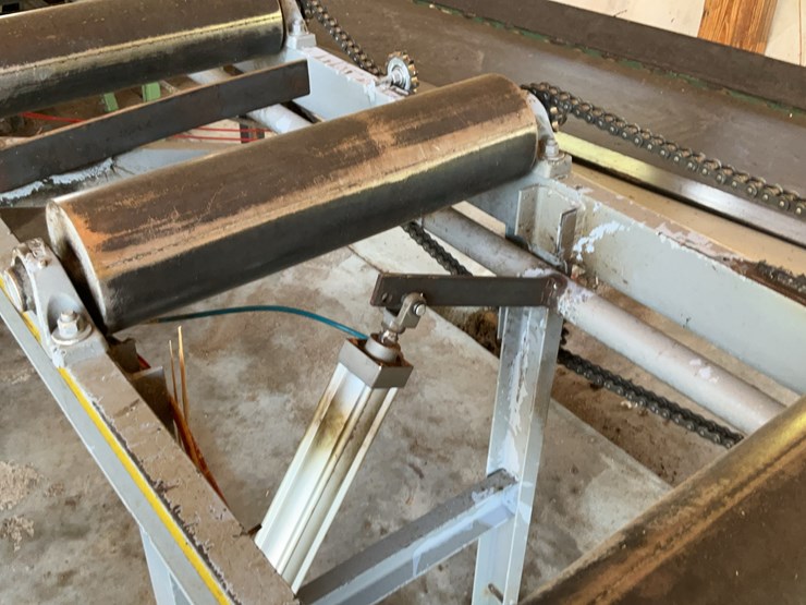 #113-•-live-rollcase-with-side-kickers-image-16