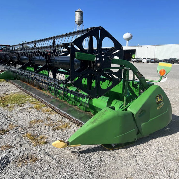 2010 JOHN DEERE 630F
