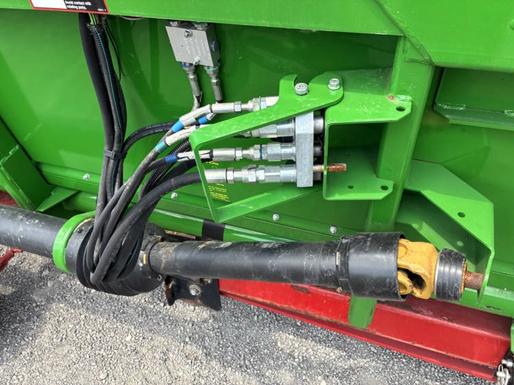 2016-john-deere-630f-image-32
