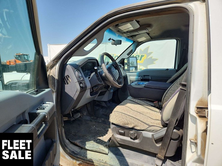 2016-ford-f350-image-8