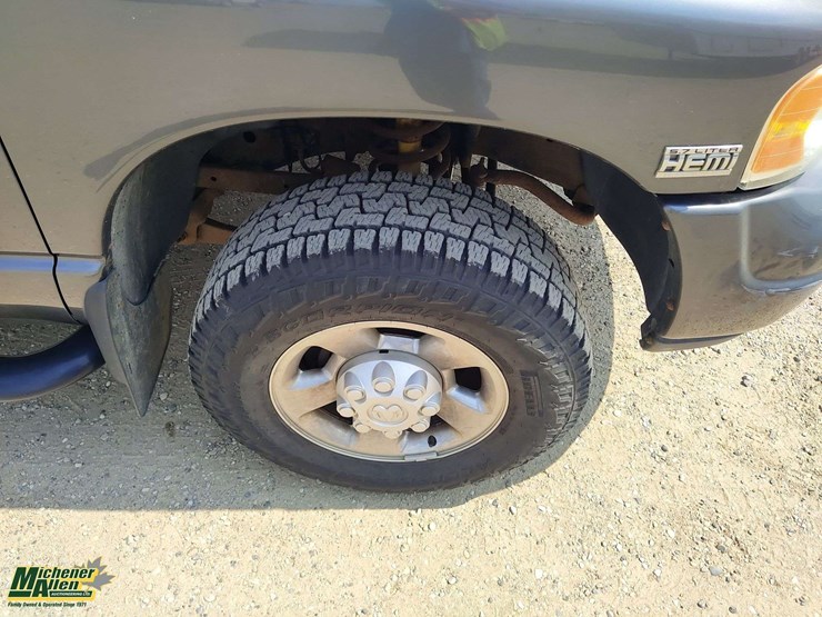 2003-dodge-ram-2500-image-21