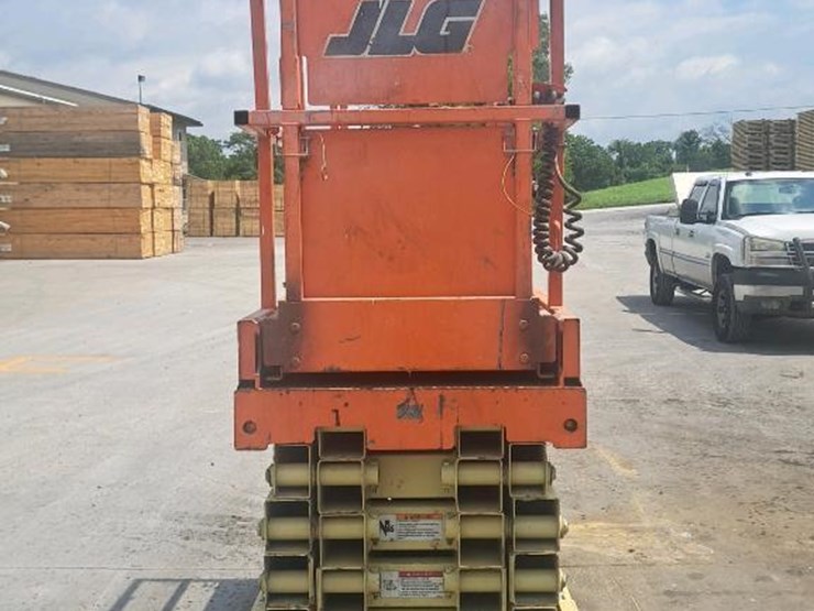 2016-jlg-2632es-image-8