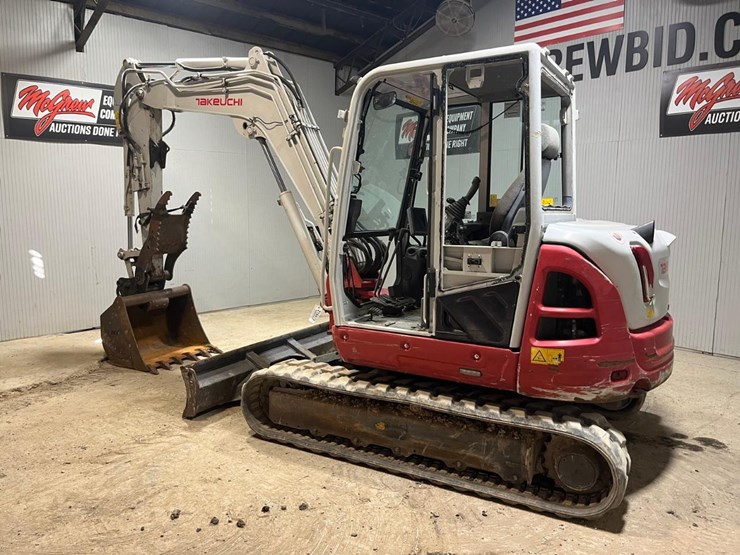 takeuchi-tb370-image-3