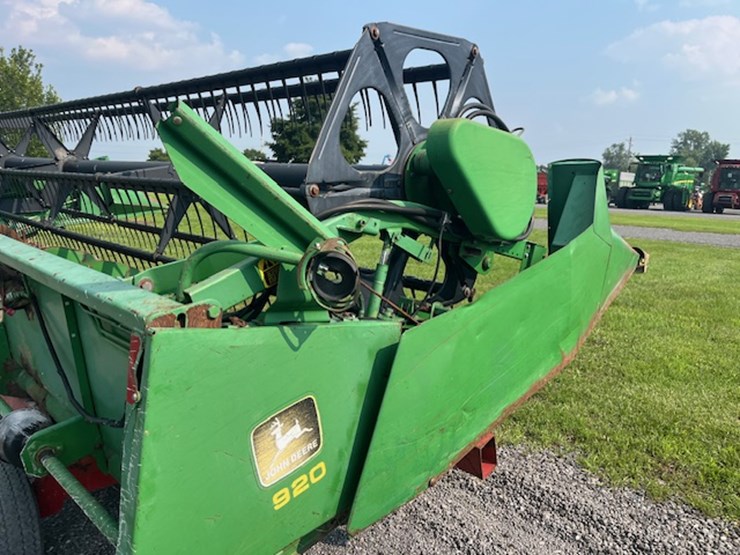 1992-john-deere-920-image-7