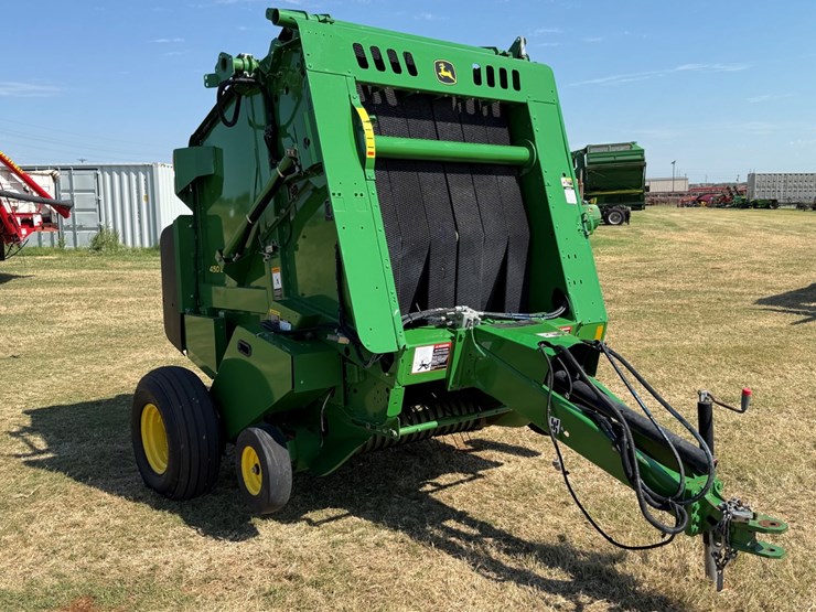 2021-john-deere-450e-image-14