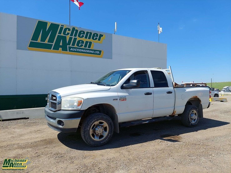 2009-dodge-ram-2500-image-1