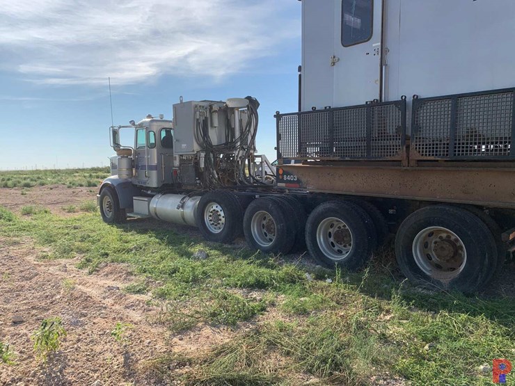 2013-peterbilt-367-image-27