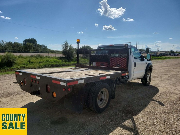 2003-ford-f550-image-3