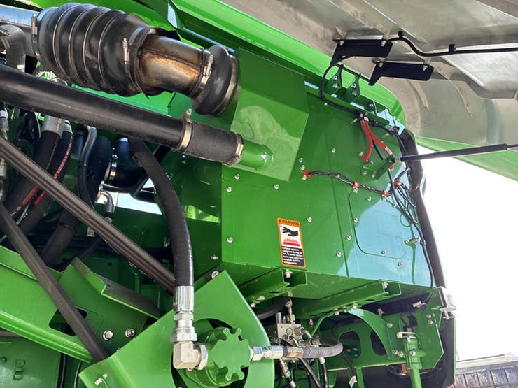2024-john-deere-s790-image-56