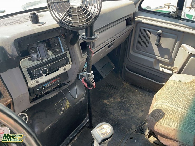1997-ford-f800-image-10