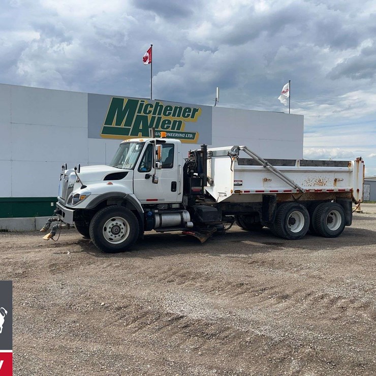 2016 INTERNATIONAL WORKSTAR 7400