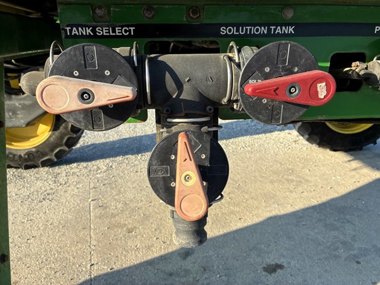 1999-john-deere-4700-image-25