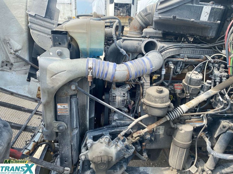 2020-peterbilt-579-image-22