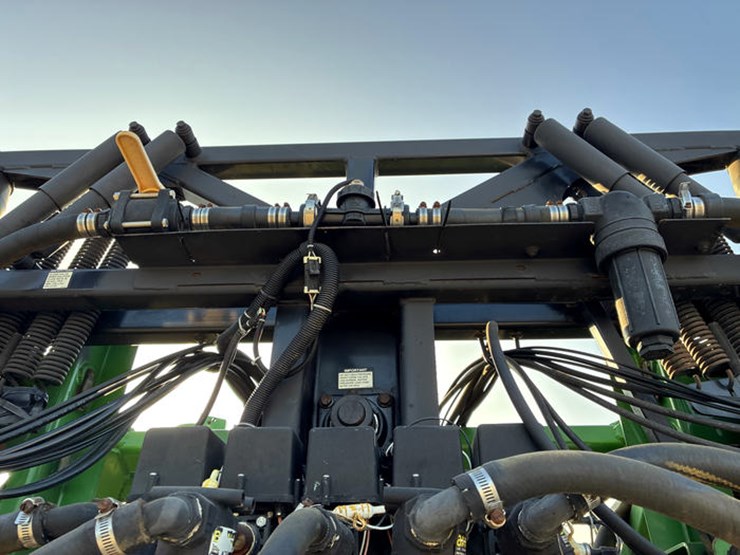 1999-john-deere-4700-image-56