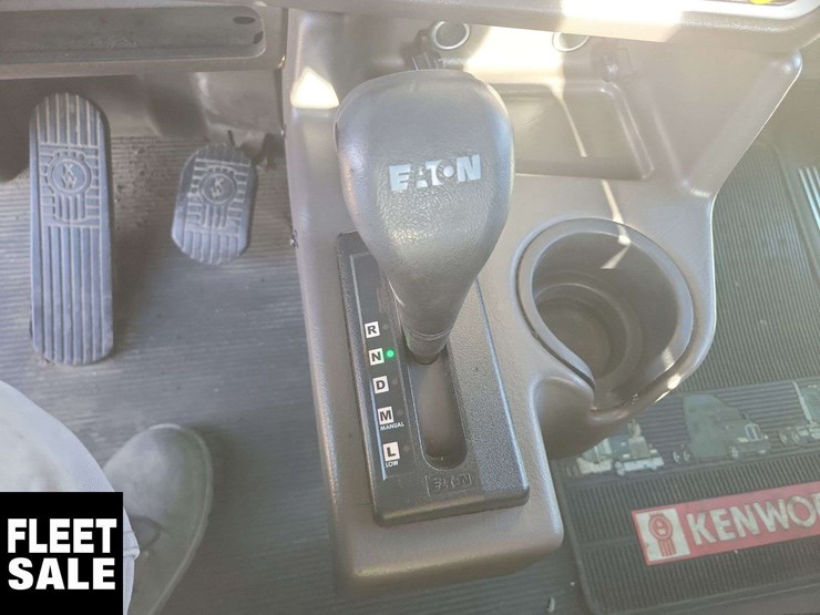 2014-kenworth-t660-image-12