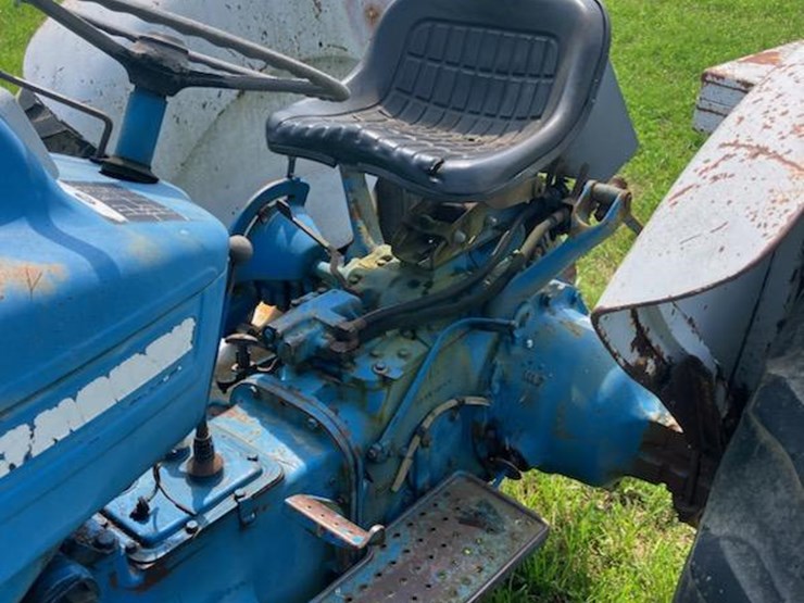 ford-4000-image-5