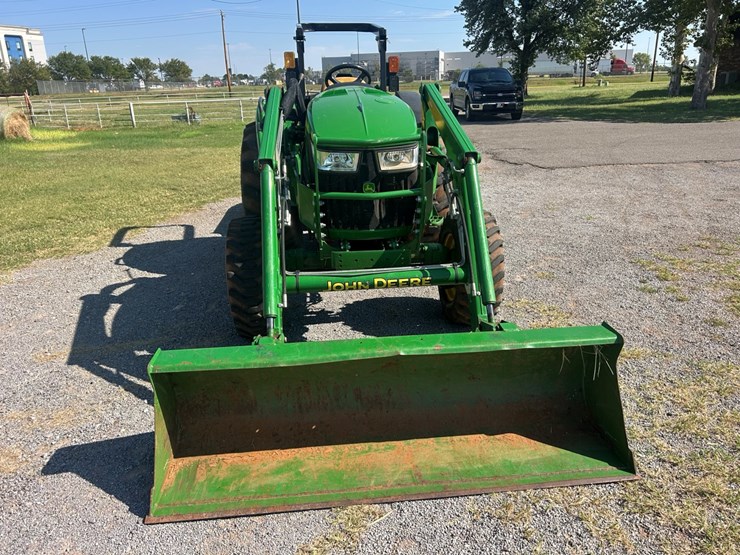 john-deere-4066m-image-11