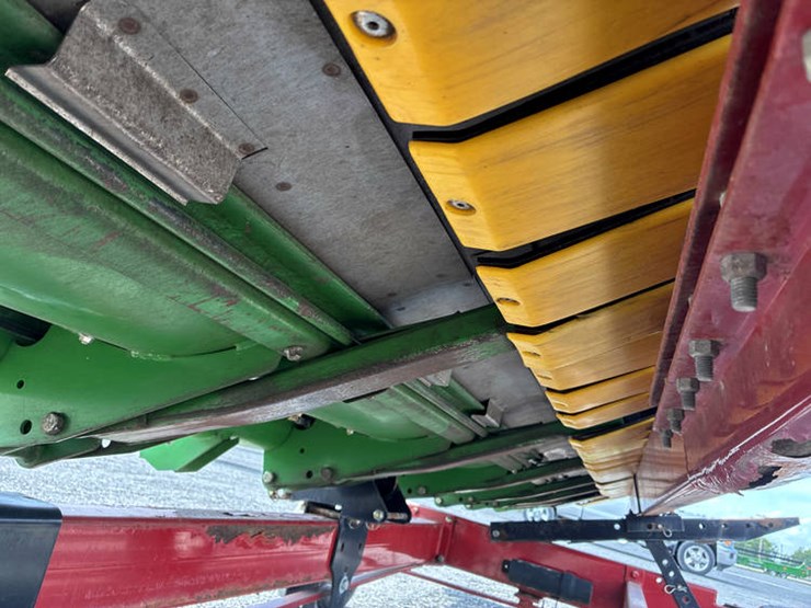 2016-john-deere-630f-image-56