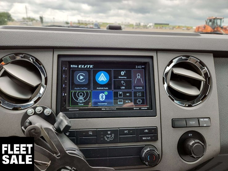 2011-ford-f550-image-13