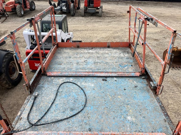 2004-jlg-3394rt-image-26