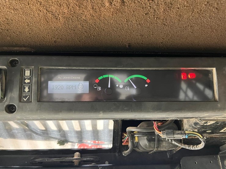 2018-john-deere-328-image-21