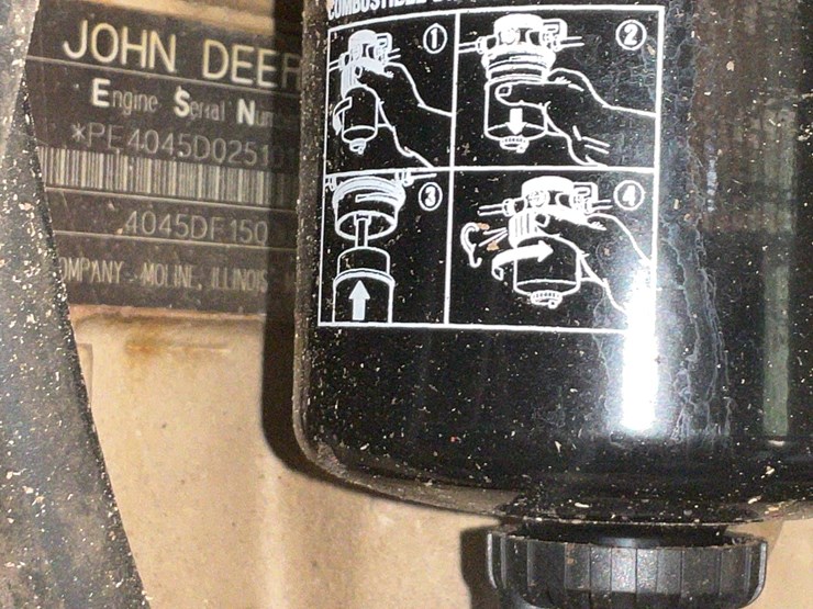 2022-john-deere-80-image-36