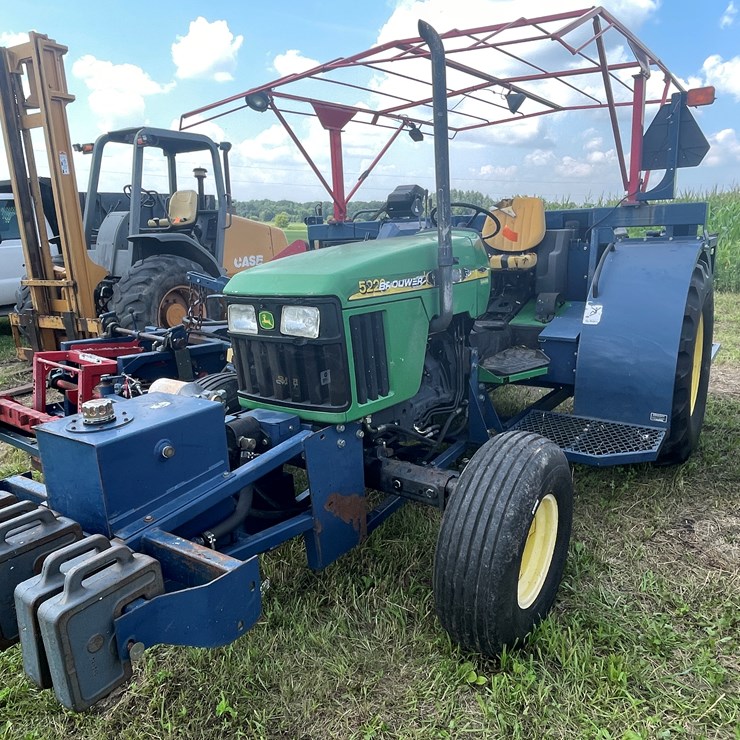JOHN DEERE 5220