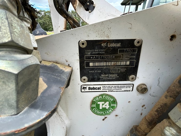 2015-bobcat-t750-image-5