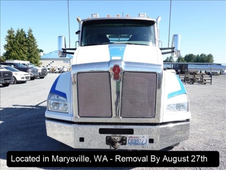 2017-kenworth-t880-image-30
